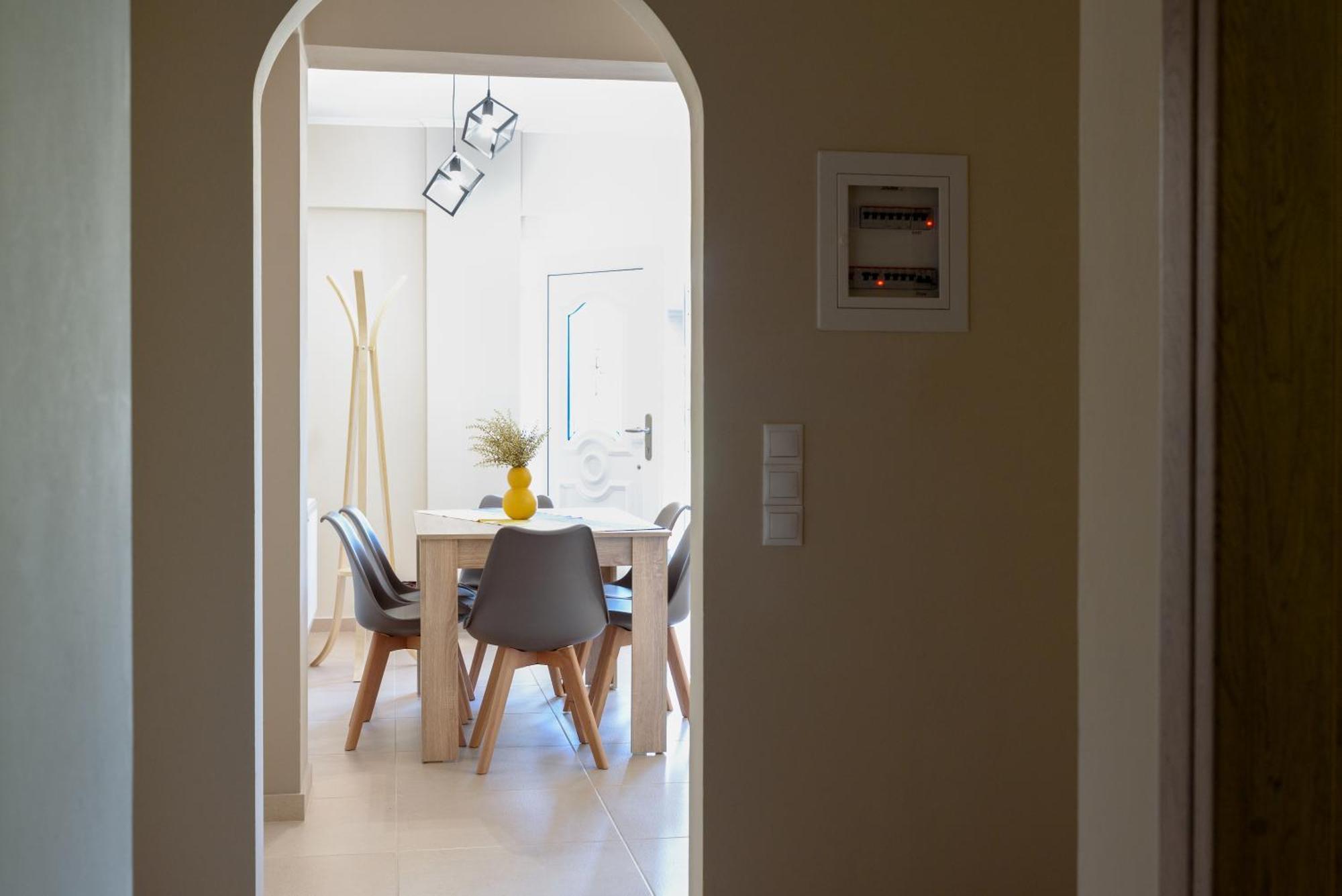 Afroditi'S Delux Apartment モネンバシア エクステリア 写真